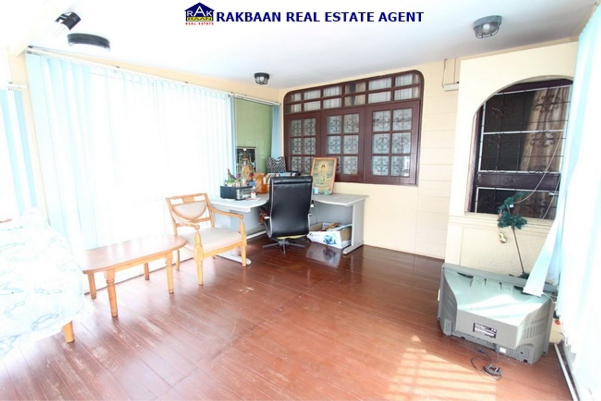 For SaleTownhomePathum Thani,Rangsit, Thammasat : Townhouse for sale Rattanchai Willa 3 Soi Piernon, Lam Luk Ka, 19.8 sq.w., 3 bedrooms, 2 bathrooms