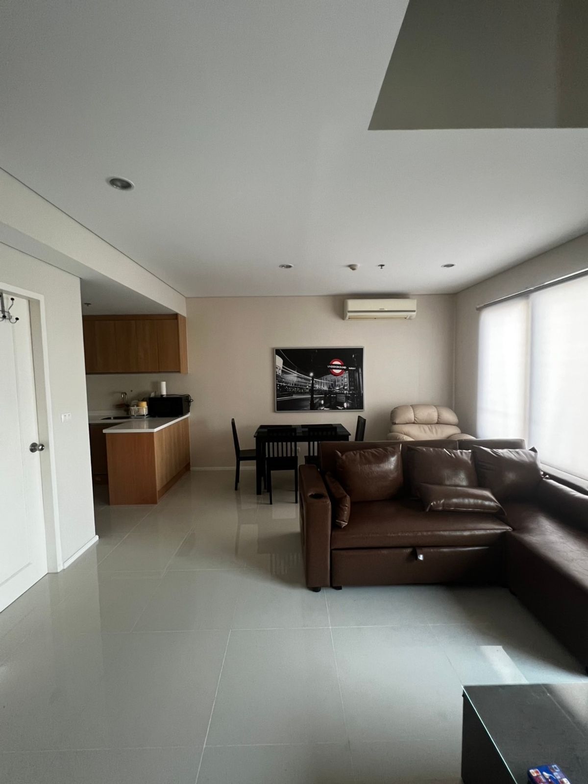 ให้เช่าคอนโดพระราม 9 เพชรบุรีตัดใหม่ RCA : FOR RENT🍁VILLA ASOKE🍁Fully furnished Duplex 1Bed2Bath (80sqm) only 38k🔥093 054 7992 AG.Jay