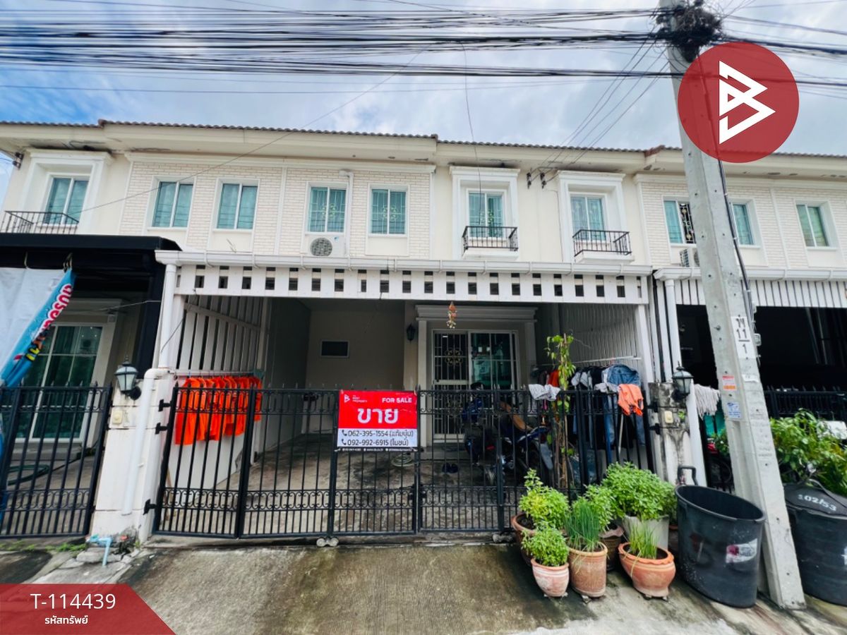 For SaleTownhomeSamut Prakan,Samrong : Townhouse for sale Pruksa Ville Village, Bang Na-ABAC Bang Sao Thong Samut Prakan