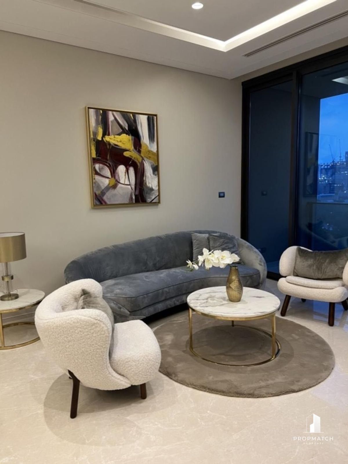 For RentCondoWitthayu, Chidlom, Langsuan, Ploenchit : ✨flash deal ✨The Residences at Sindhorn Kempinski (2Bed2Bath143SQM.) Completely decorated !! Only 300,000 baht per month Tel.0981315848 @propmatch