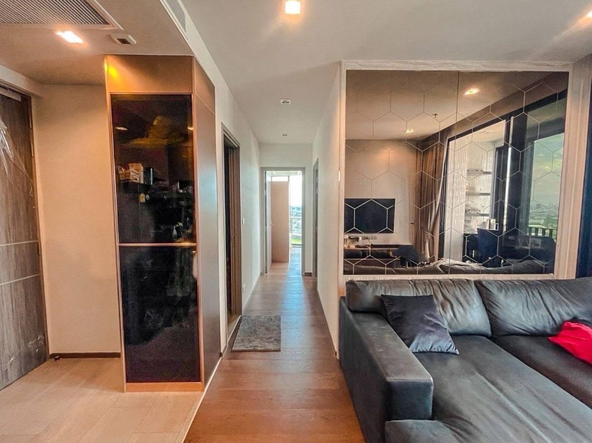 ขายคอนโดอารีย์ อนุสาวรีย์ : IDEO Q VICTORY  
2 Bed 2baht
54.5 sqm
30 Floor++
For sale at 12.3 mb 
please contact 081-687-8954

