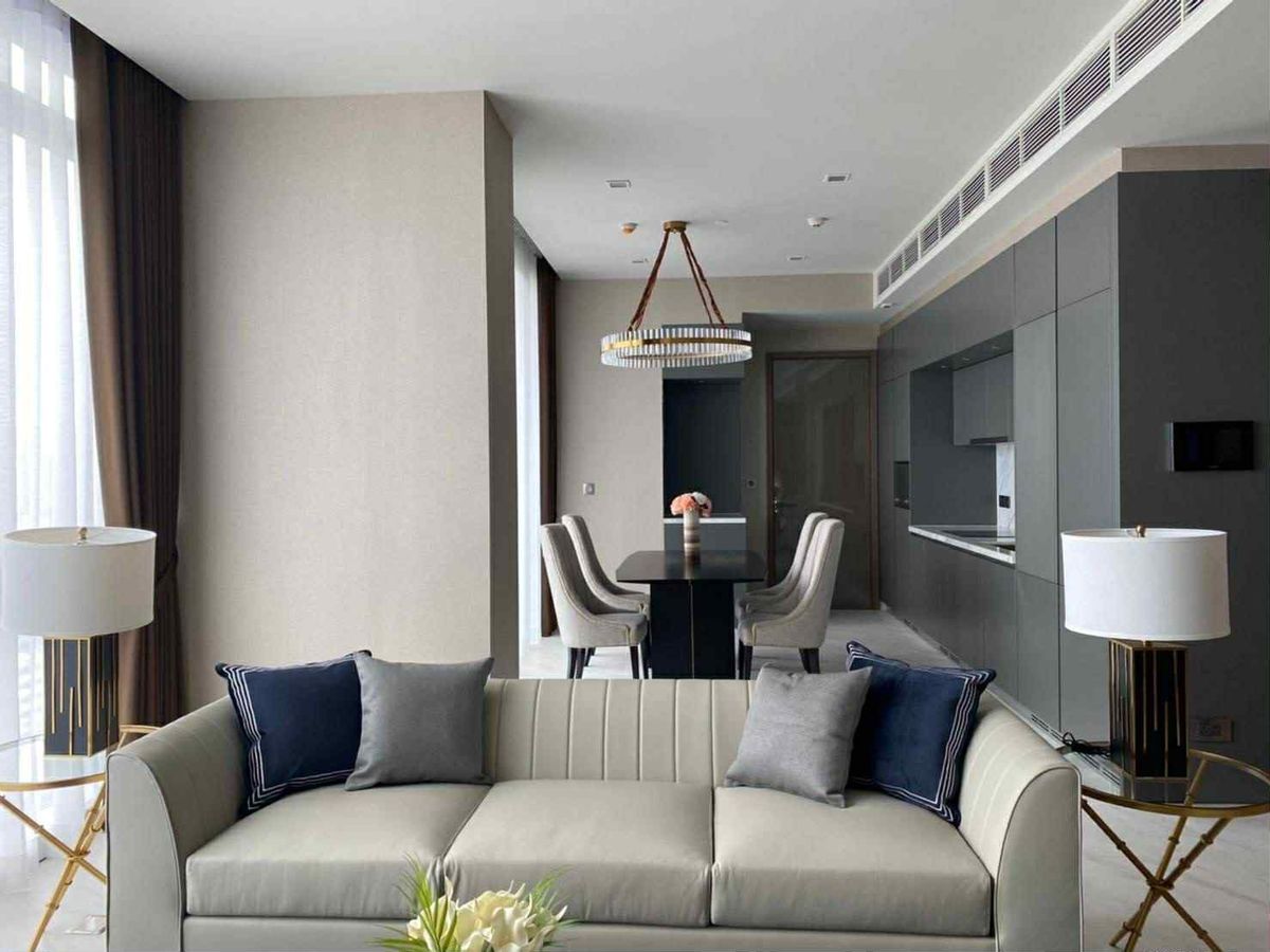 ให้เช่าคอนโดสุขุมวิท อโศก ทองหล่อ : เดอะ โมนูเมนต์ ทองหล่อ เป็น High rise Condominium ระดับ Ultimate Luxury สไตล์ Monolith ที่สูงที่สุดบนเส้นทองหล่อ