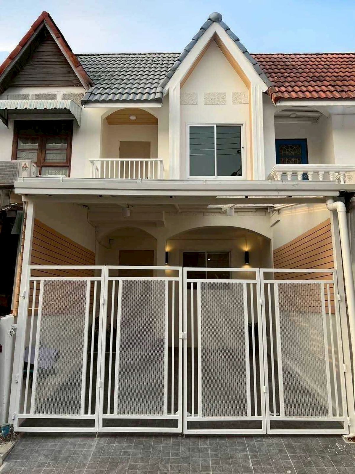 ขายทาวน์โฮมอ่อนนุช อุดมสุข : ME250150 ขายทาวน์โฮม 2 ชั้น หมู่บ้านธรรมสาธิต วิลล่า ใกล้ BTS ปุณณวิถี