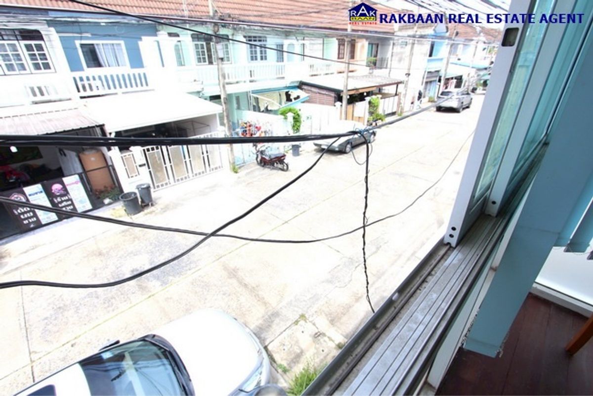 For SaleTownhomePathum Thani,Rangsit, Thammasat : Townhouse for sale Rattanchai Willa 3 Soi Piernon, Lam Luk Ka, 19.8 sq.w., 3 bedrooms, 2 bathrooms