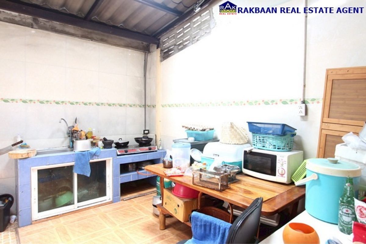 For SaleTownhomePathum Thani,Rangsit, Thammasat : Townhouse for sale Rattanchai Willa 3 Soi Piernon, Lam Luk Ka, 19.8 sq.w., 3 bedrooms, 2 bathrooms