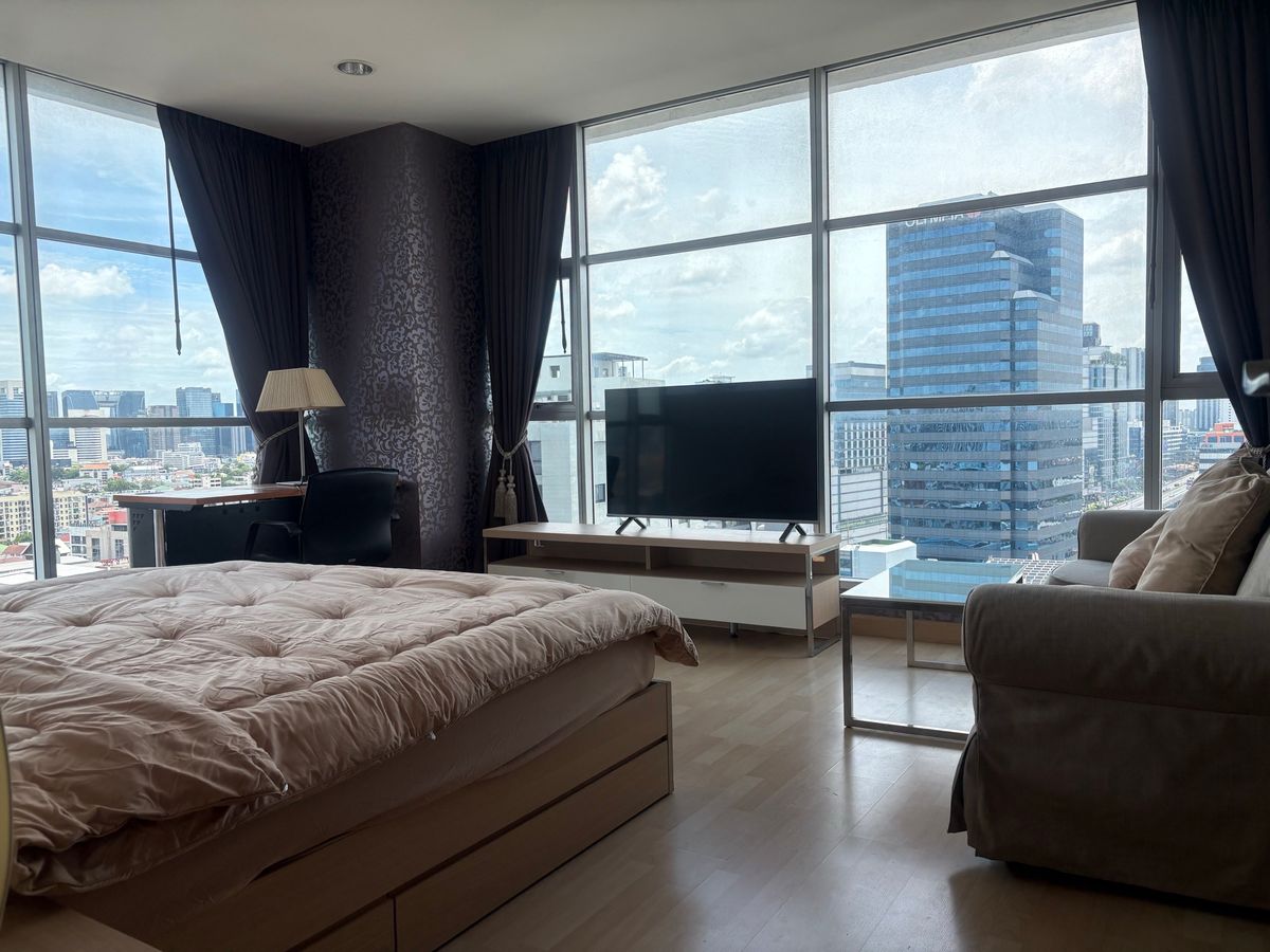 ให้เช่าคอนโดรัชดา ห้วยขวาง : ว่างให้เช่า 📣ห้องมุม 2นอน2น้ำ วิวสวย ที่ 🏙️Rhythm Ratchada ราคาเพียง 35k🔥โทร 093 054 7992 AG. Jay