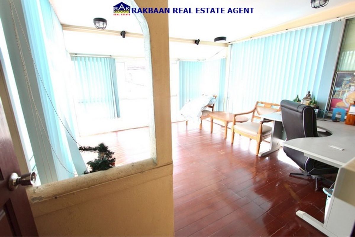 For SaleTownhomePathum Thani,Rangsit, Thammasat : Townhouse for sale Rattanchai Willa 3 Soi Piernon, Lam Luk Ka, 19.8 sq.w., 3 bedrooms, 2 bathrooms