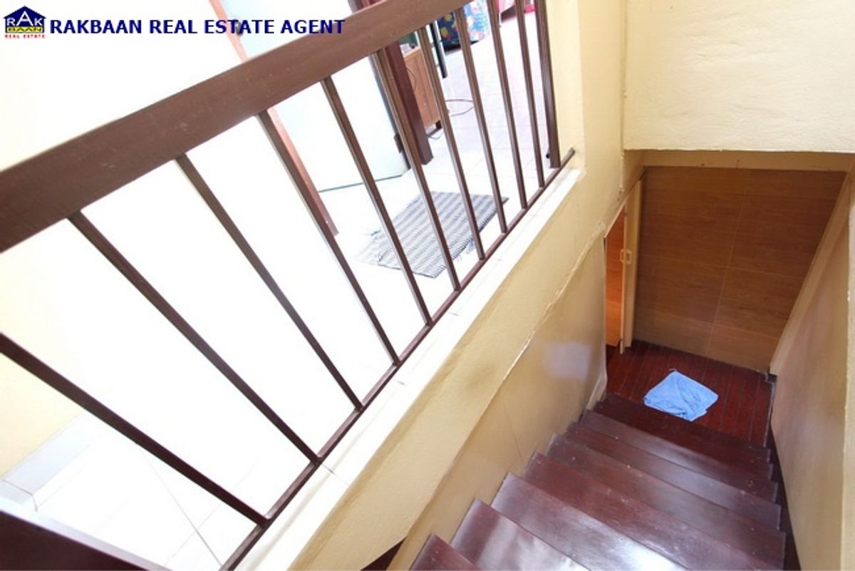 For SaleTownhomePathum Thani,Rangsit, Thammasat : Townhouse for sale Rattanchai Willa 3 Soi Piernon, Lam Luk Ka, 19.8 sq.w., 3 bedrooms, 2 bathrooms