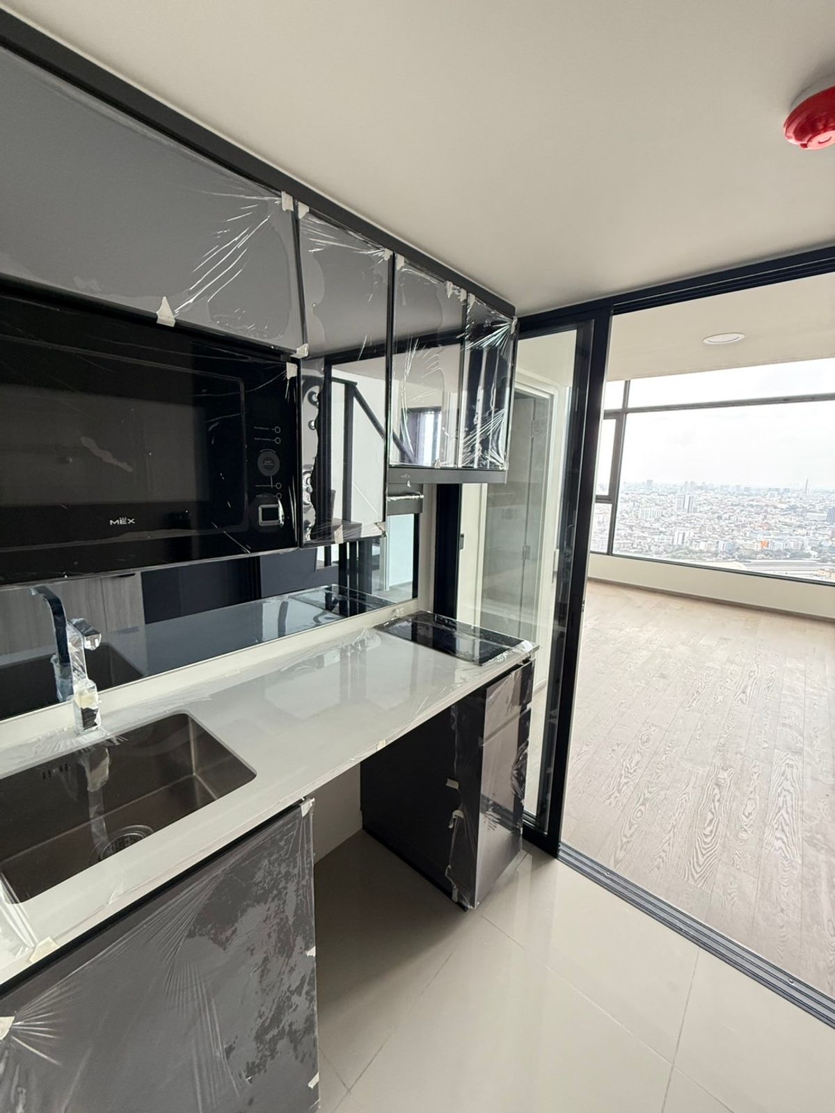 For SaleCondoSiam Paragon ,Chulalongkorn,Samyan : 1 hand room, project room, price is better than this