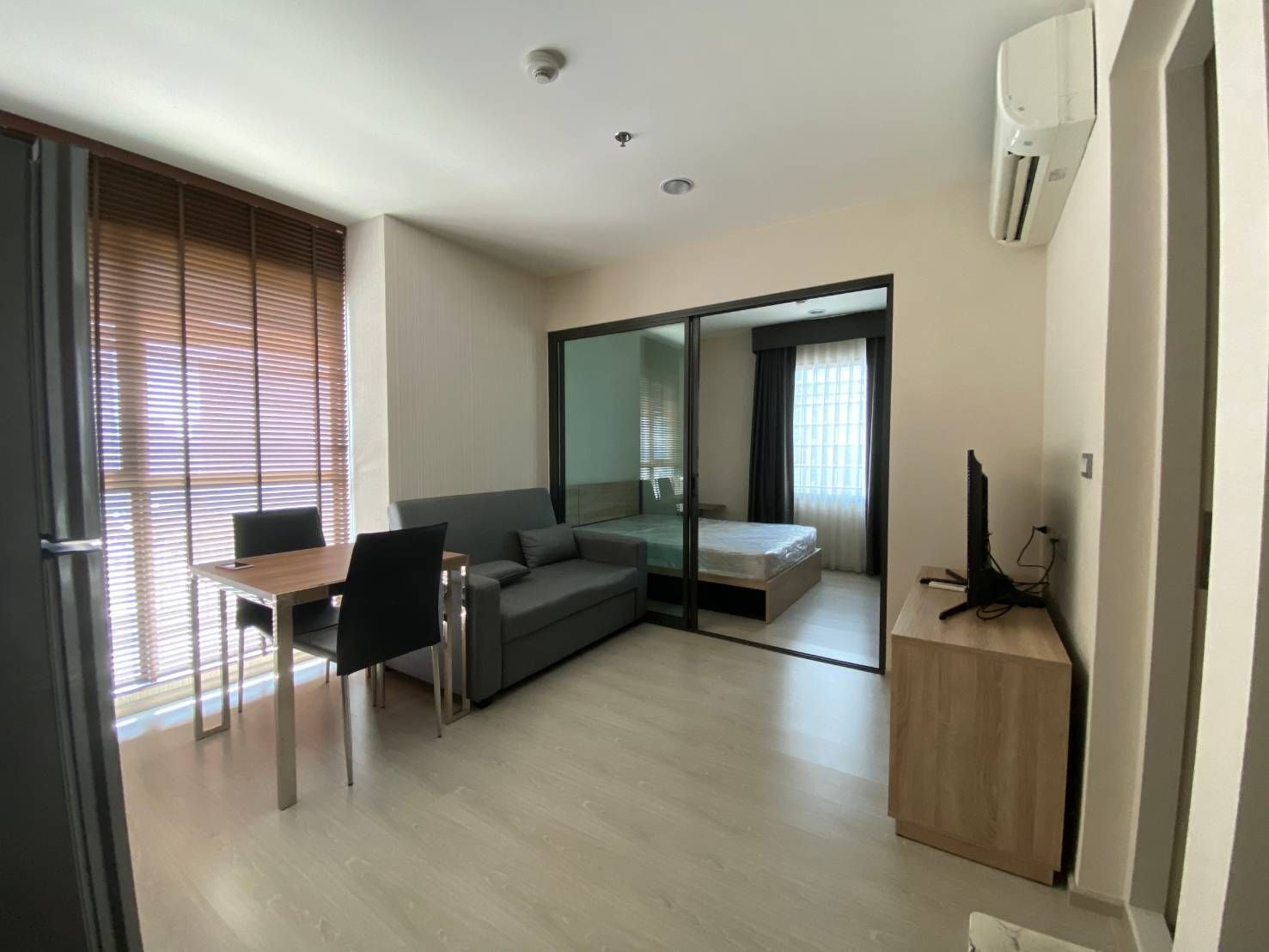 For SaleCondoRama9, Petchburi, RCA : 1 Bedroom Condo for sale at Rhythm Asoke 2  U1378226