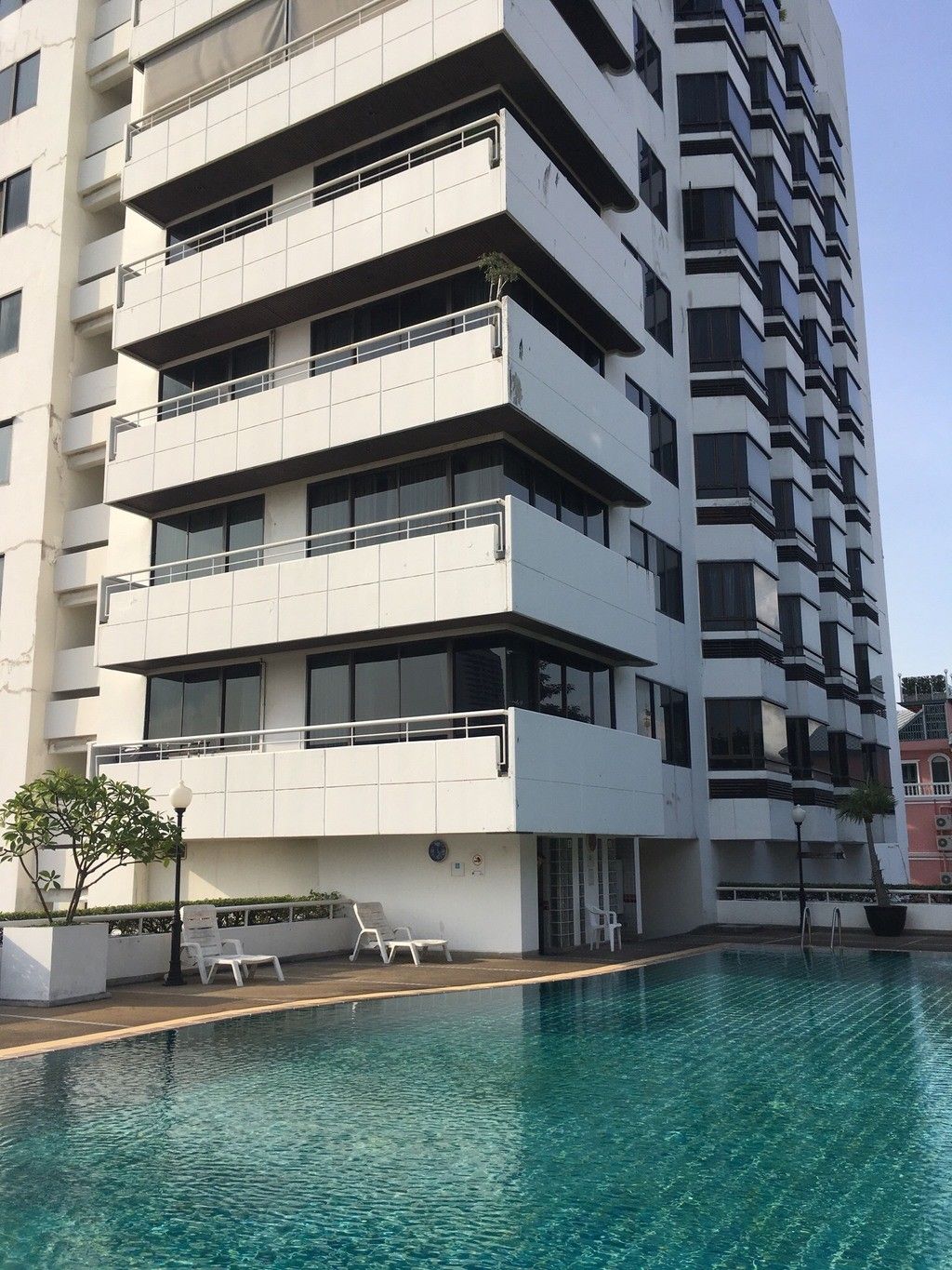 For SaleCondoYaowarat, Banglamphu : Recently Renovated - Studio / 1 Bed at Juldis River Mansion U168939