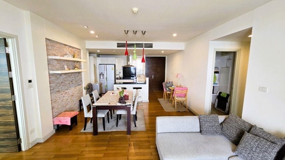 For SaleCondoWongwianyai, Charoennakor : 2 Bedroom Condo for sale at Watermark Chaophraya  U5577623
