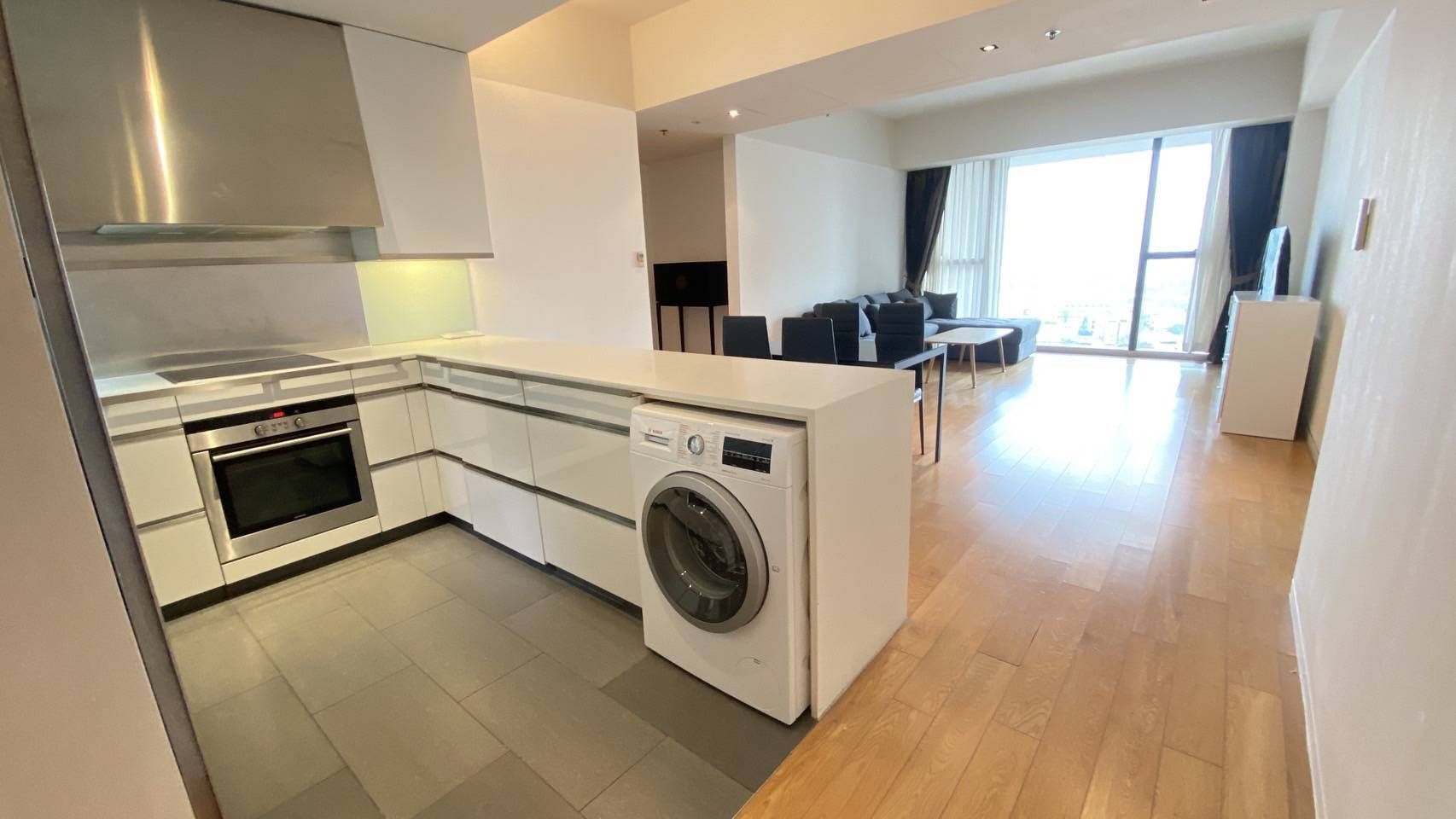 For SaleCondoSathorn, Narathiwat : Spacious 2Bed condo for Sale at The Met - Sathon U5367368
