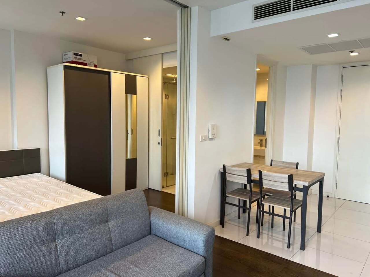 For SaleCondoSathorn, Narathiwat : 1 Bedroom Condo for sale at Nara 9 by Eastern Star  U5551749