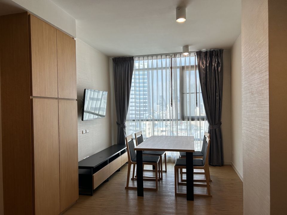 For SaleCondoSilom, Saladaeng, Bangrak : 2 Bedroom Condo for sale at Siamese Surawong  U1939603