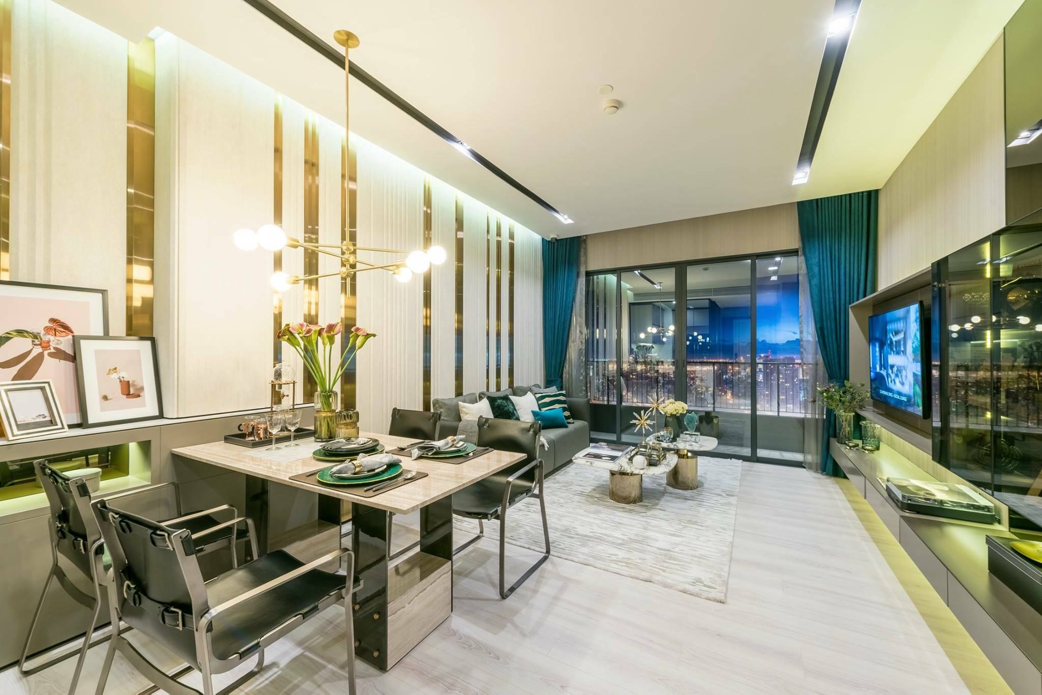 For SaleCondoRatchathewi,Phayathai : 2 Bedroom Condo for sale at The Room Phayathai  U2013440