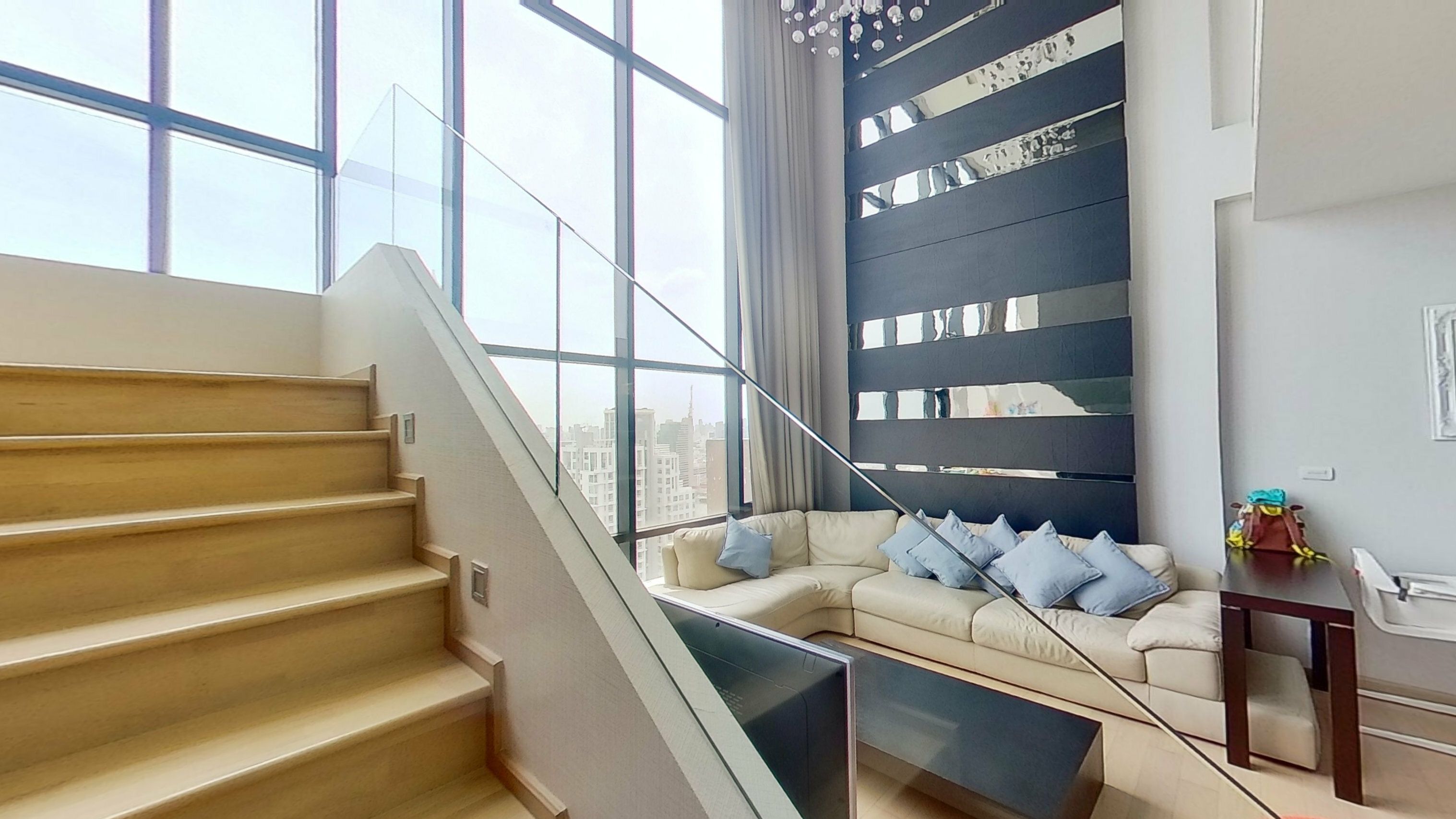 For SaleCondo : ขาย เพนท์เฮ้าส์ 3 ห้องนอน ในโครงการ เออบาโน่ แอปโซลูท สาทร-ตากสิน U663222