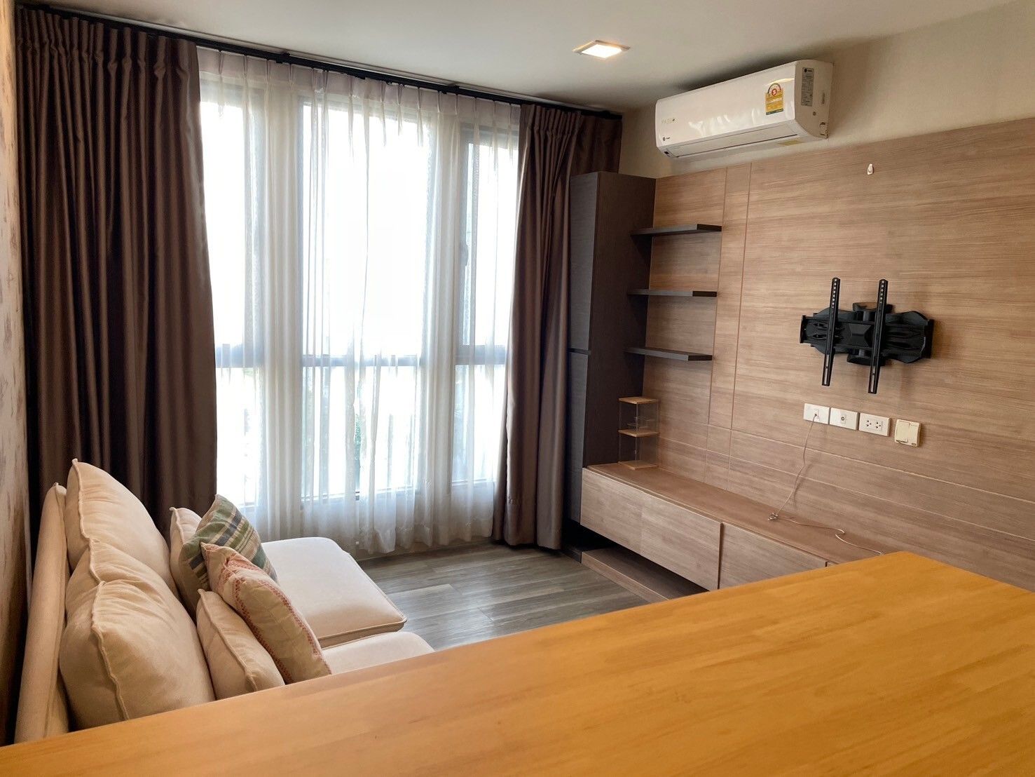 ขายคอนโดอ่อนนุช อุดมสุข : ขาย คอนโด 1 ห้องนอน ในโครงการ Moniiq Sukhumvit 64 U1996490