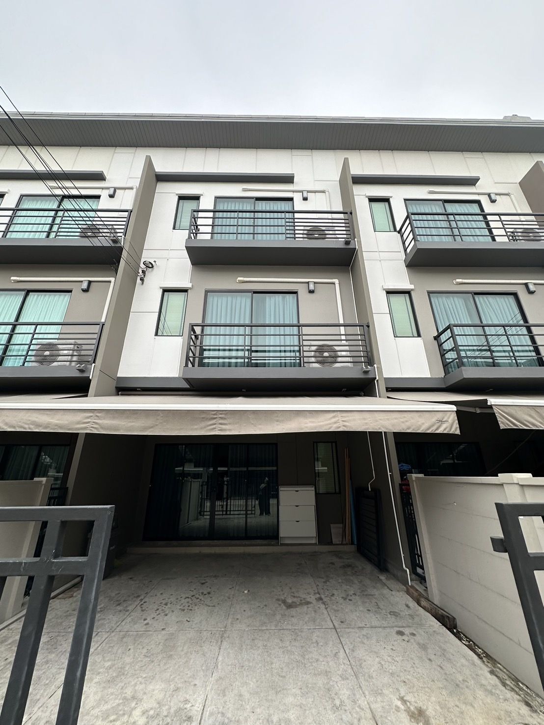 For SaleHouseOnnut, Udomsuk : 3 Bedroom 3 Bathroom House for Sale U1900368
