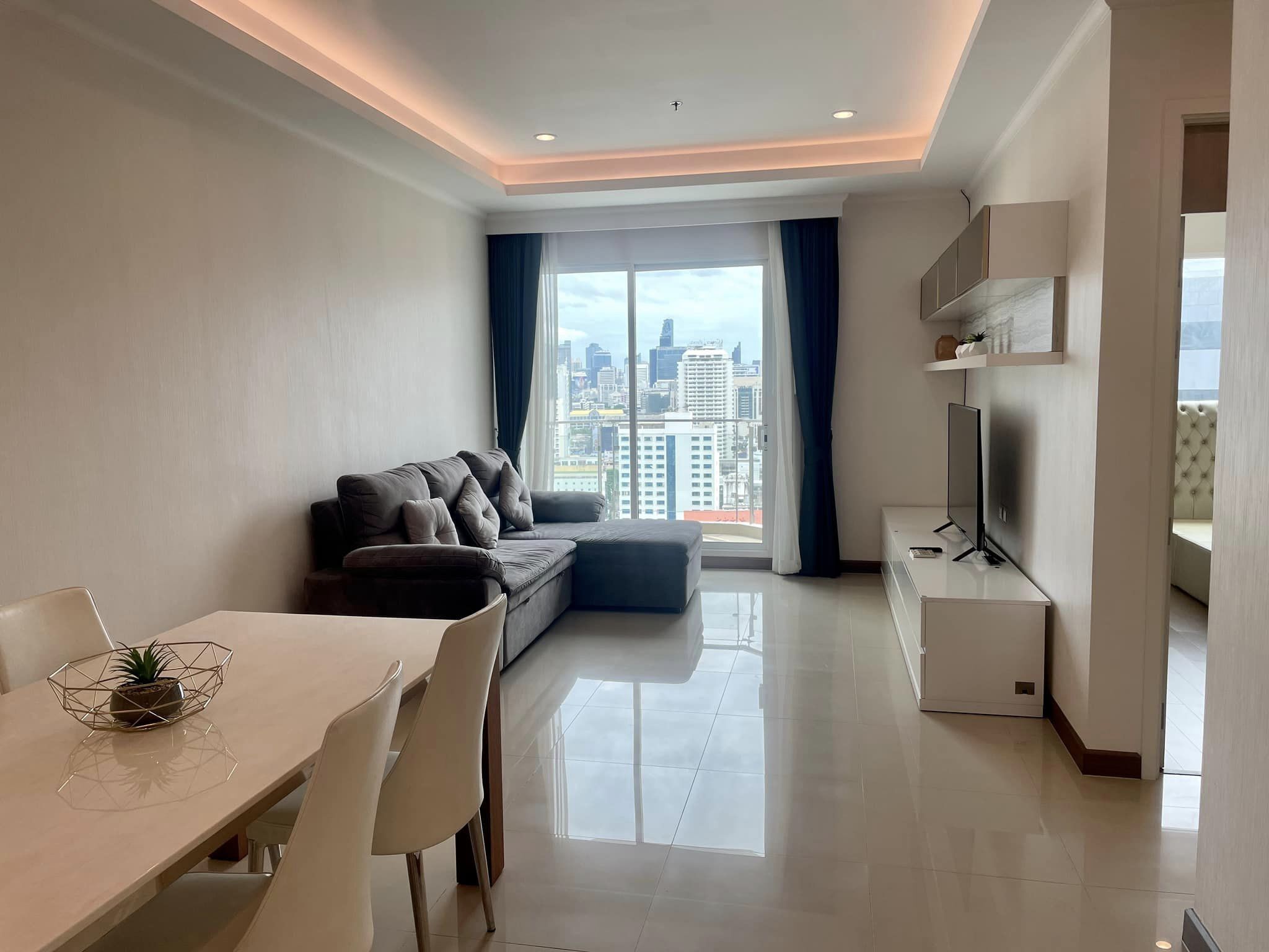 For SaleCondoRatchathewi,Phayathai : 2 Bedroom Condo for sale at Supalai Elite Phayathai  U1913344