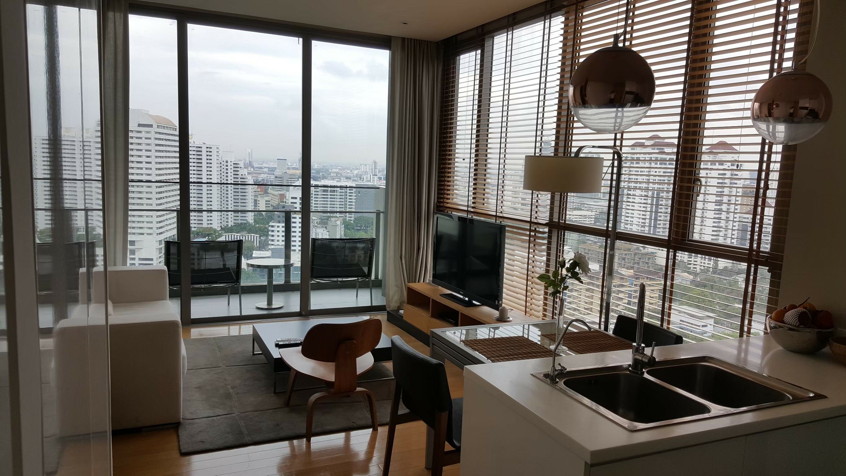 For SaleCondoSukhumvit, Asoke, Thonglor : 1 Bedroom Condo for sale at Aequa Sukhumvit 49  U1028396