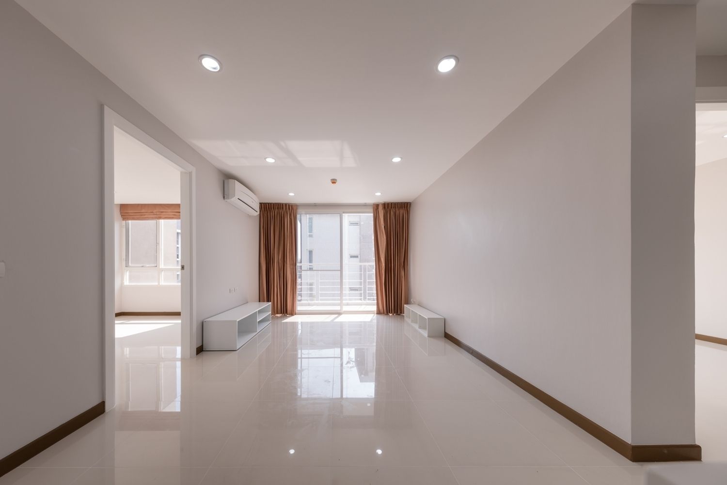 For SaleCondoPattanakan, Srinakarin : 2 Bedroom Condo for sale at Elements Srinakarin  U1916434