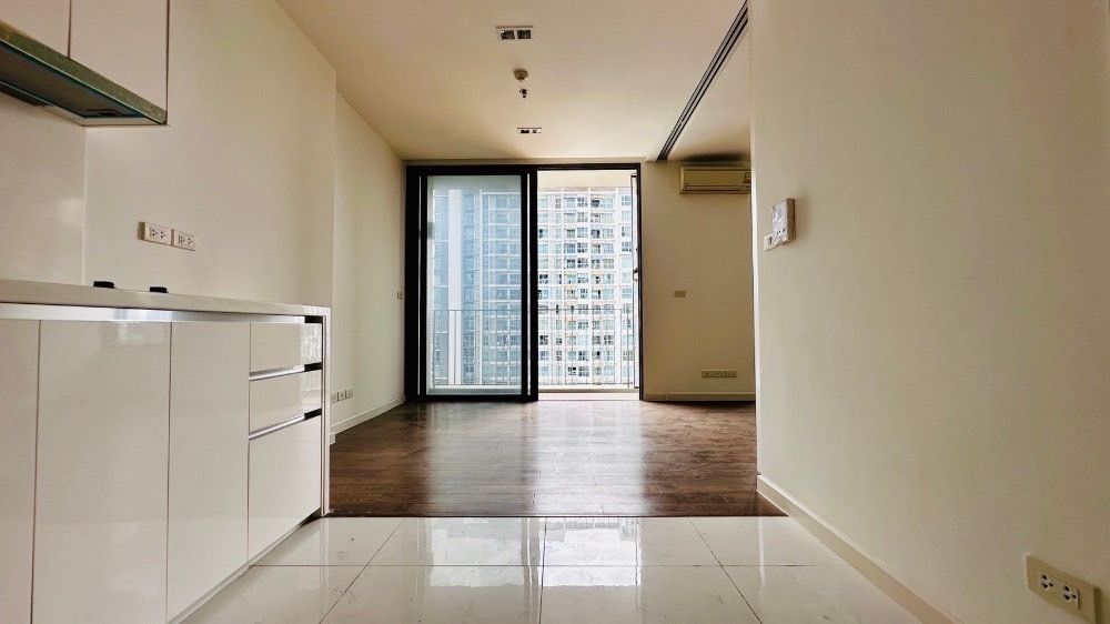 For SaleCondoSathorn, Narathiwat : 1 Unfurnished Bedroom at Nara 9 by Eastern Star U1975091