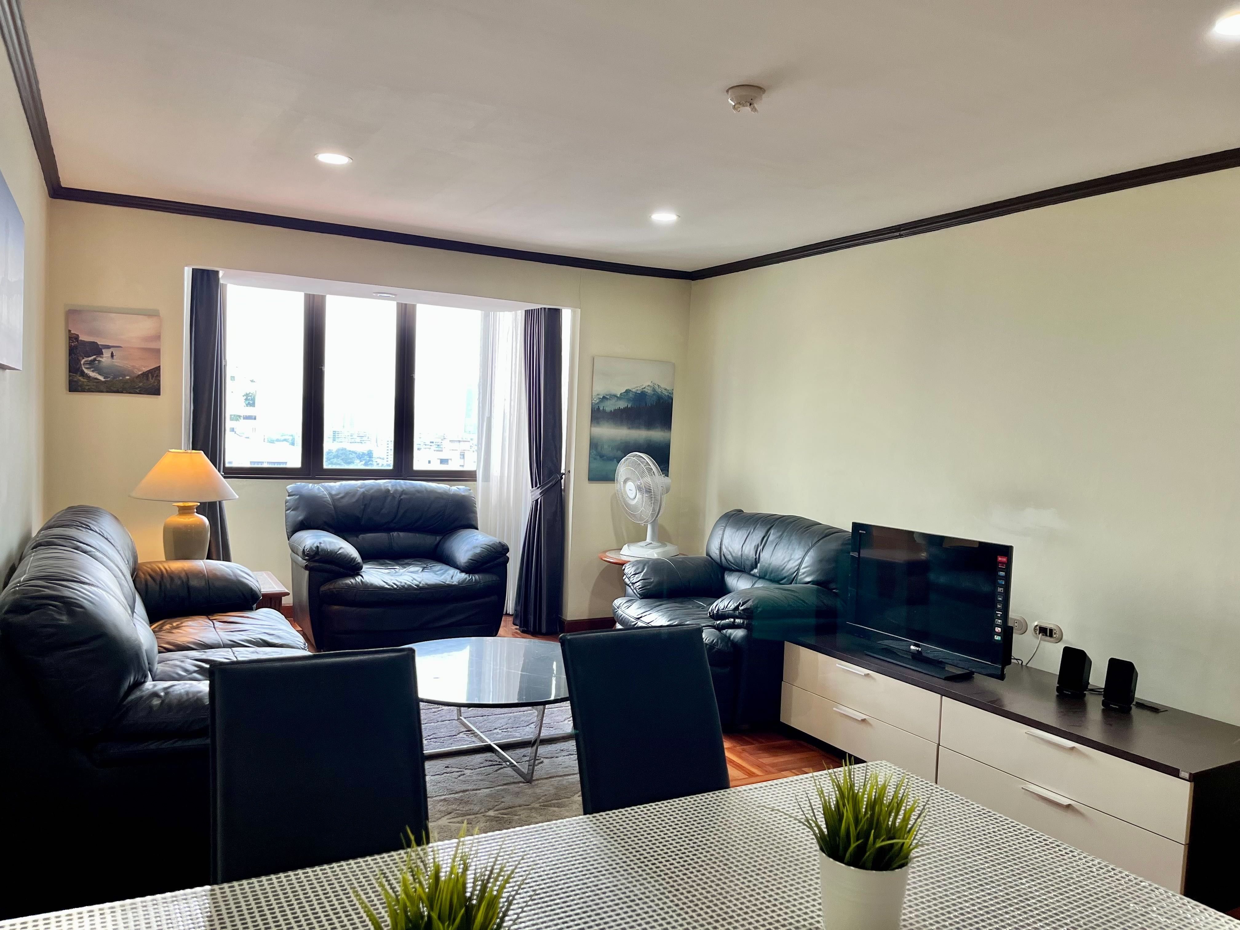 For SaleCondoNana, North Nana,Sukhumvit13, Soi Nana : 1 Bedroom Condo for sale at Omni Tower Sukhumvit Nana U1976707