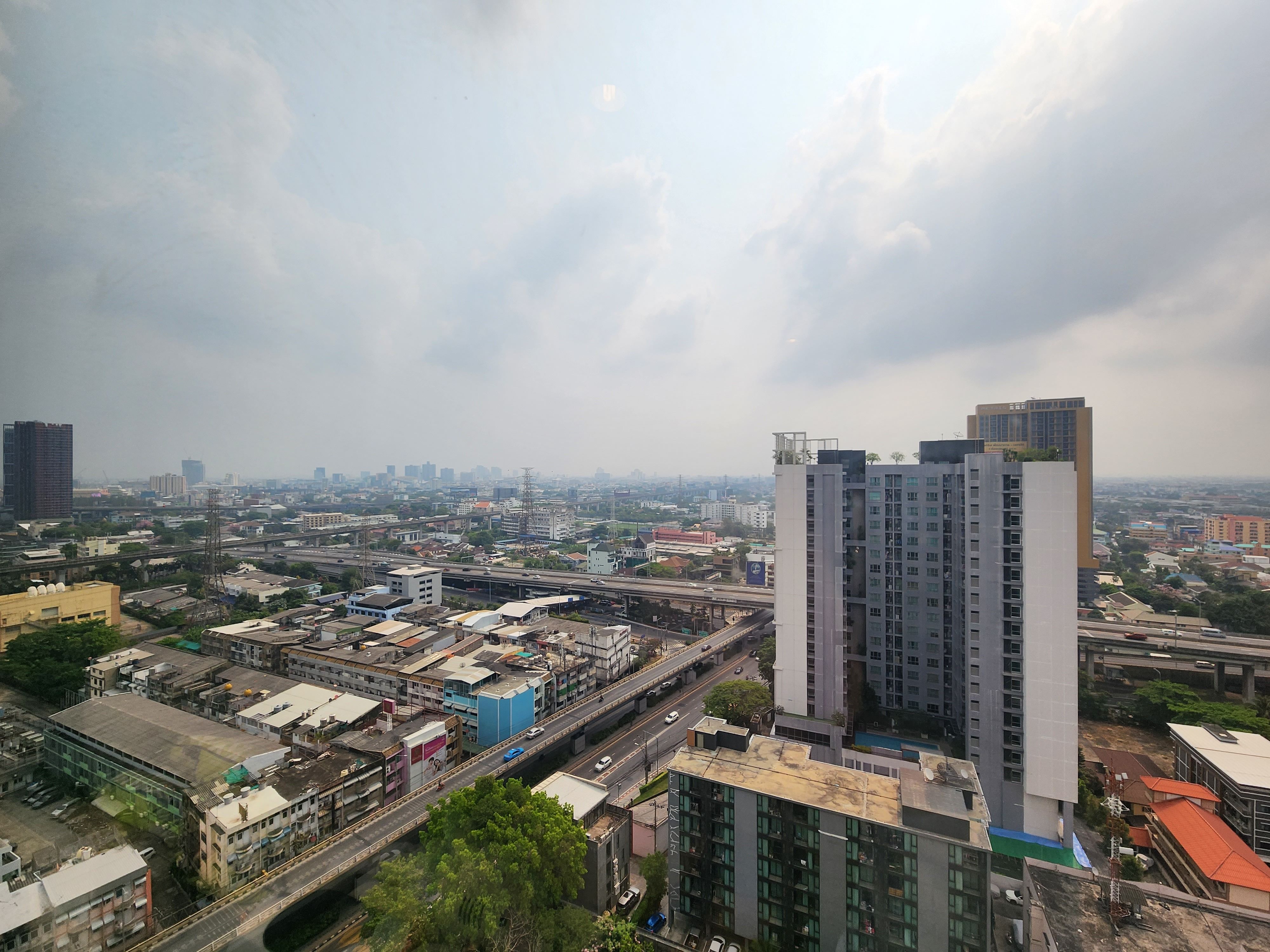 ขายคอนโดพัฒนาการ ศรีนครินทร์ : ขาย คอนโด 1 ห้องนอน ในโครงการ ยู ดีไลท์ เรสซิเดนซ์ U1627428