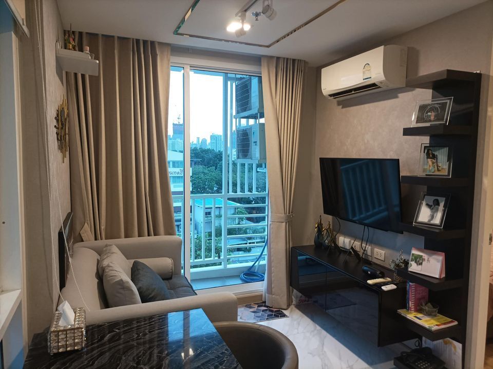 For SaleCondoOnnut, Udomsuk : 1 Bedroom Condo for sale at Bless Residence Ekkamai  U1939428