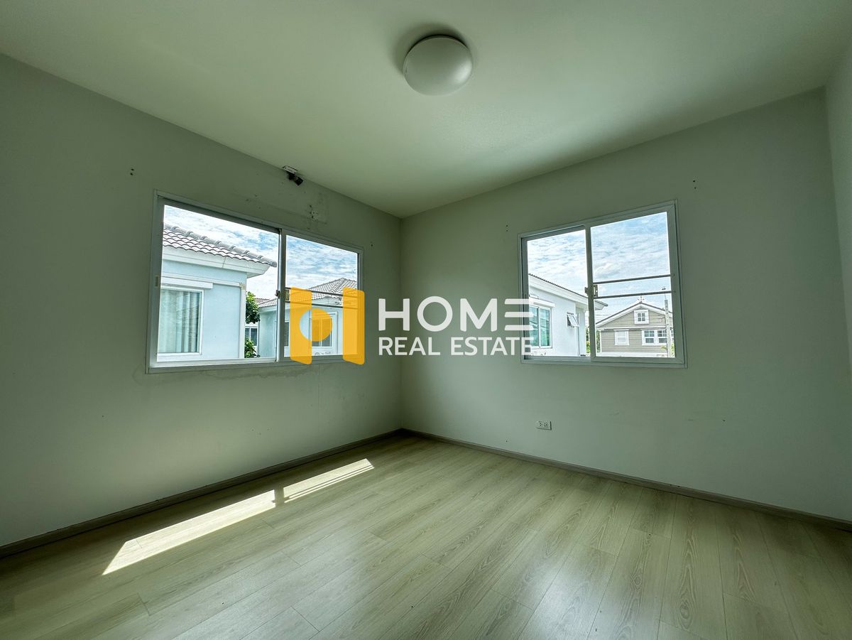 For SaleHousePhutthamonthon, Salaya : Villa Jihio Pinklao - Salaya / 3 Bedrooms (Sale), Villaggio Pinkhlao - Salaya / 3 Bedrooms (For Sale) BALL079