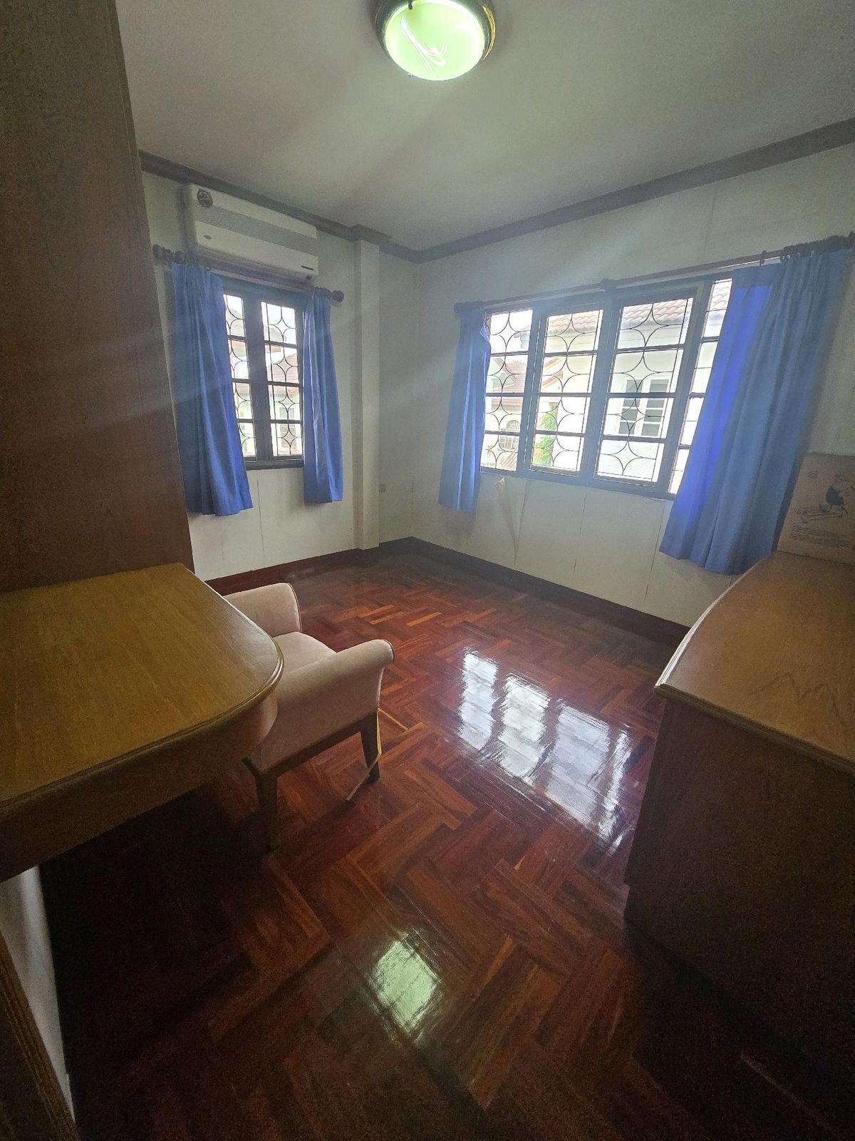 ขายบ้านเอกชัย บางบอน : ลดเพิ่มอีก 4 แสนได้หลังนี้ไปถือว่าคุ้มมาก! บ้านเดี่ยวหลังใหญ่ ทำเลดี มีห้องแม่บ้าน แถมครัวไทยแยกส่วน หมู่บ้านชัยพฤกษ์ บางบอน 82 ตร.ว. พื้นที่ใช้สอย 250 ตร.ม. แปลงมุม สภาพดี เฟอร์built in ใกล้ถนนกาญจนาภิเษก ใกล้ห้าง,โรงเรียน, โรงพยาบาล, รถไฟฟ้า และทางด่วน 