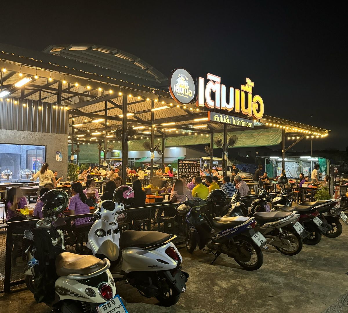 เซ้งร้านค้า/ตลาดนัดนนทบุรี บางใหญ่ บางบัวทอง : เซ้งด่วนร้านอาหารบุฟเฟ่ นนทบุรี ตลาดใหม่เรวดี หลังDIY ที่จอดรถเยอะกว่า 70 คัน