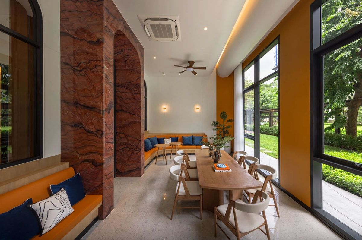 For SaleCondoLadprao, Central Ladprao : 𝑻𝒉𝒆 𝑳𝒊𝒏𝒆 𝑽𝒊𝒃𝒆 – Spacious 1-Bedroom Unit starting from 𝟒.𝟬𝟗 MB Guaranteed maximum discounts + VIP-level service 📱092-8088899*