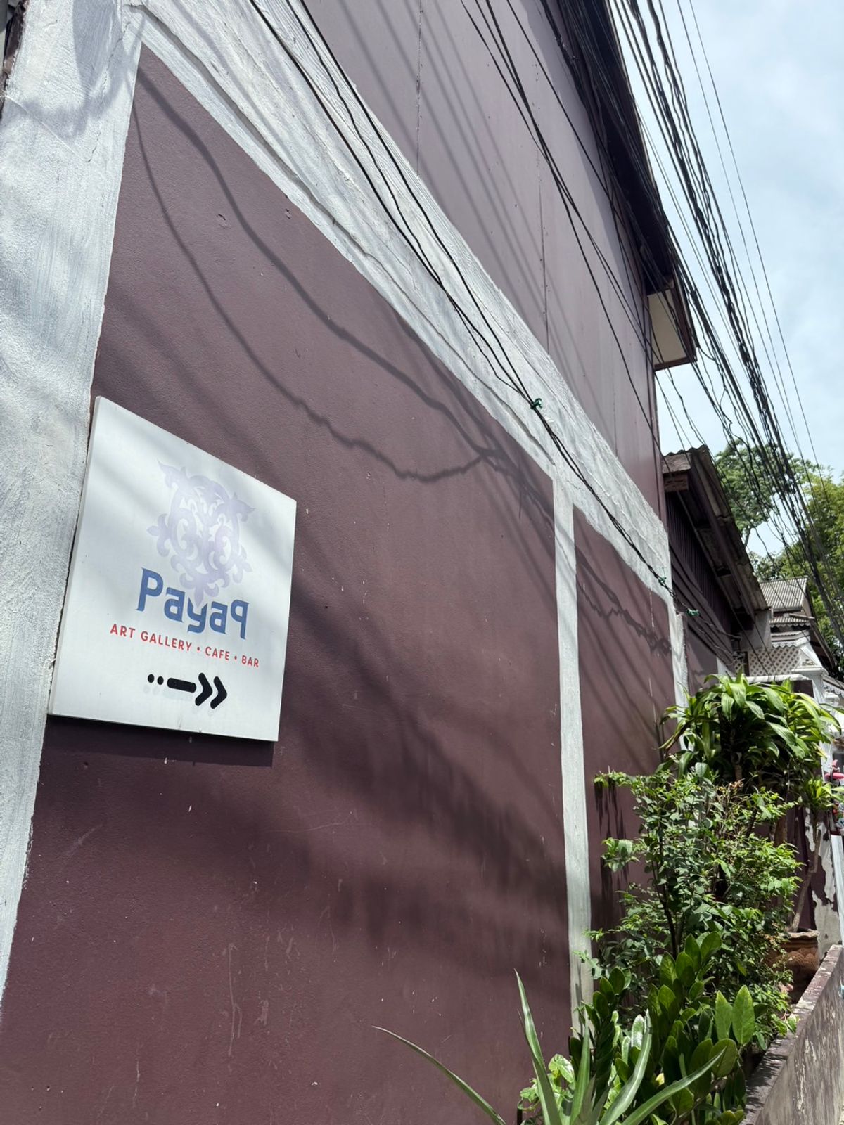 ขายบ้านเยาวราช บางลำพู : ขายบ้านพร้อมที่ดินใจกลางพระนคร ทำเลทรงคุณค่า ตั้งอยู่ที่ตรอกตึกดิน ตรงข้าม ศาลาว่าการกรุงเทพ โอกาสการลงทุนที่หาไม่ได้ง่ายๆ  