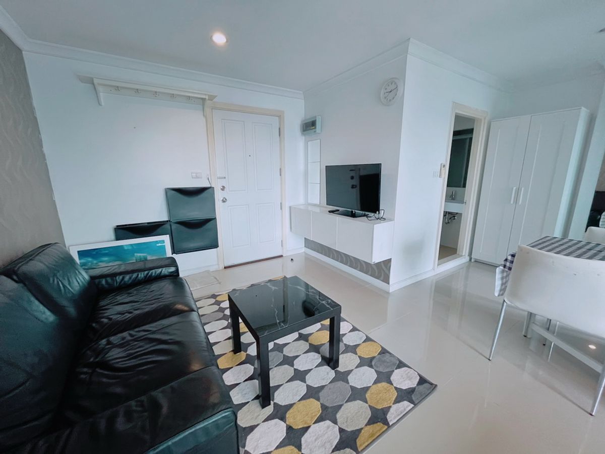 ให้เช่าคอนโดพระราม 9 เพชรบุรีตัดใหม่ RCA : RENT !! Condo Lumpini Place, MRT Rama 9, 1 Bed, Tower B, Floor 22, 37 sq.m., 14,000 Baht 