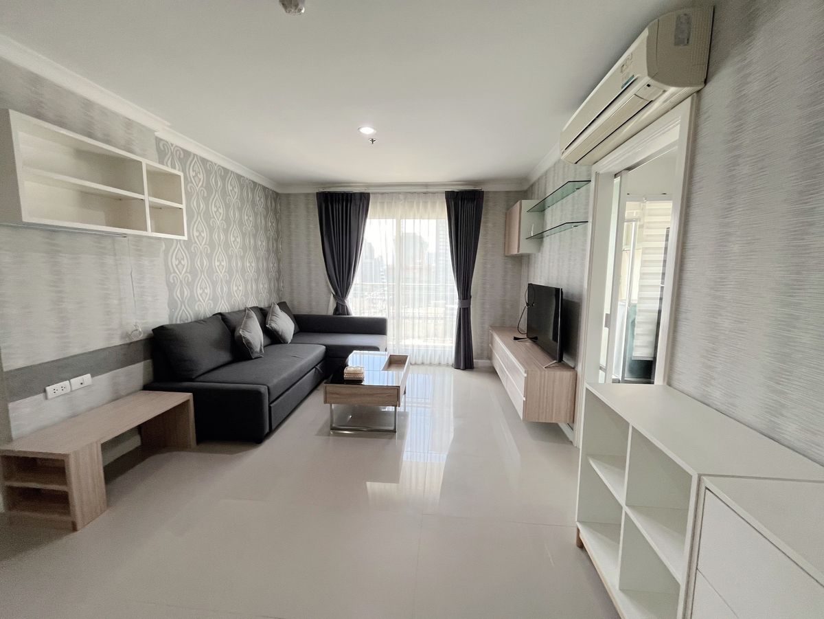 ให้เช่าคอนโดพระราม 9 เพชรบุรีตัดใหม่ RCA : RENT !! Condo Lumpini Place, MRT Rama 9, 2 Beds, Tower A, Floor 18, 71 sq.m., 25,000 Baht 