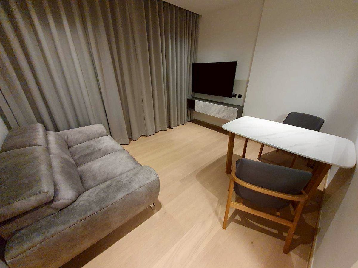 ให้เช่าคอนโดสุขุมวิท อโศก ทองหล่อ : LTH12682 - Chalermnit Art De Maison Condo FOR RENT Size 41 sqm. 1 bed 1 bath Near BTS Thong Lor Station ONLY 50K/Month