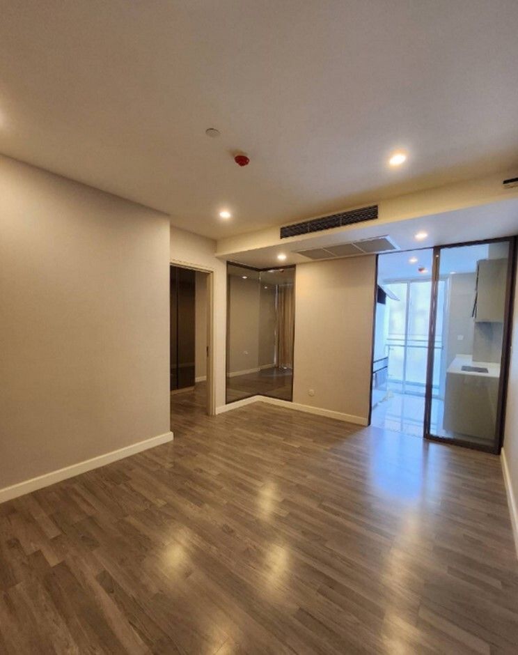 For SaleCondoSathorn, Narathiwat : 1 Bedroom Condo for sale at The Room Sathorn-TanonPun  U1836852