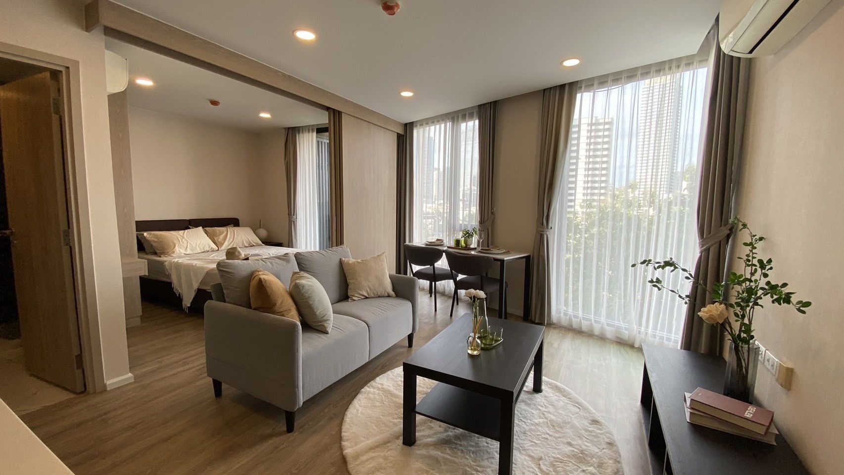 For SaleCondoSathorn, Narathiwat : 1bedroom condo for sale at The Teak sathorn-lumpini U1964300