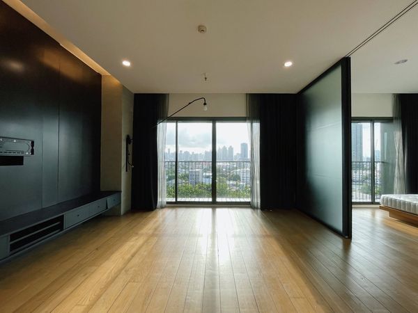 ขายคอนโดสาทร นราธิวาส : ขาย คอนโด 1 ห้องนอน ในโครงการ โนเบิล รีโว สีลม U1953716