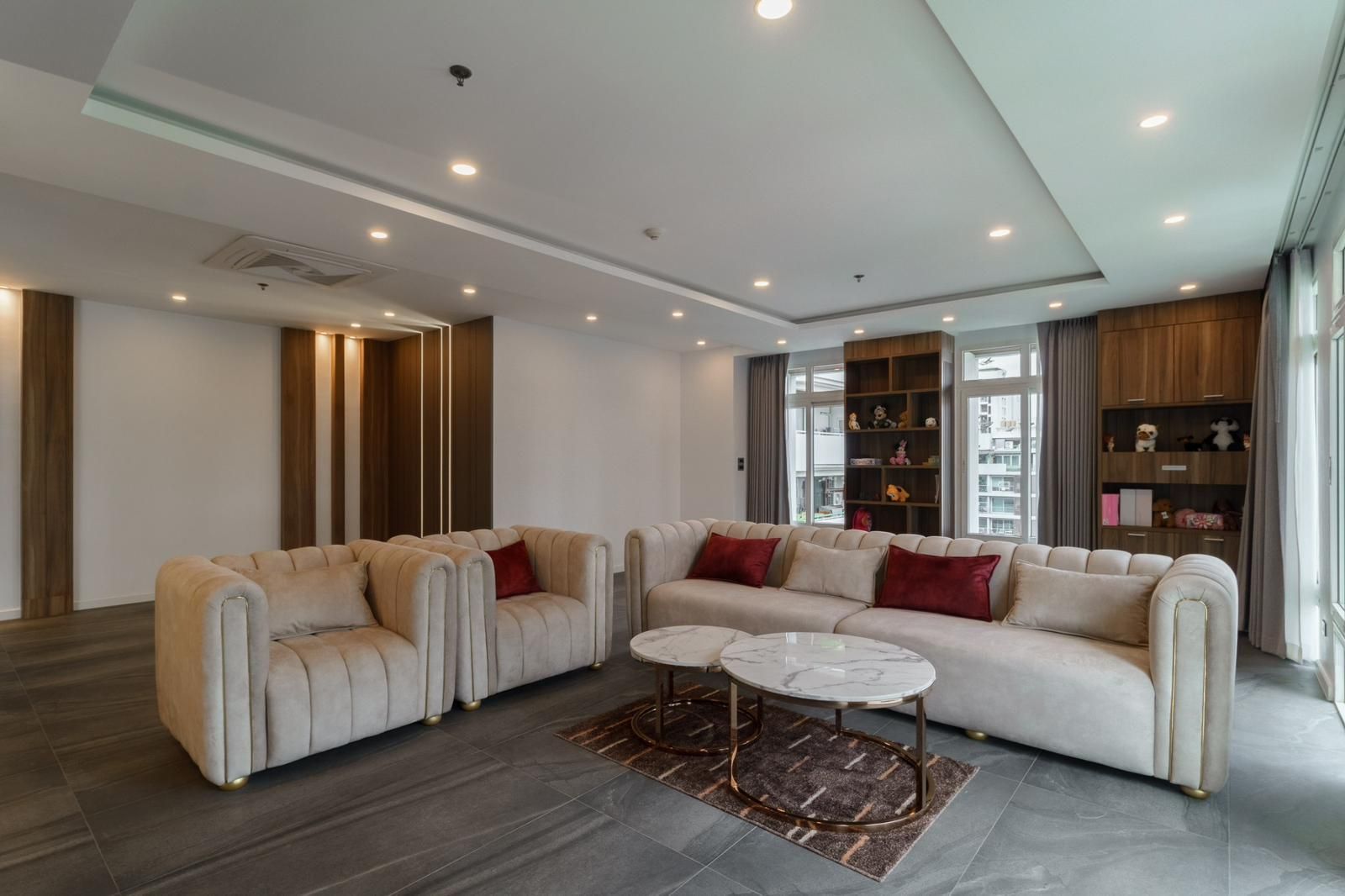For SaleCondoSukhumvit, Asoke, Thonglor : Penthouse: 3-BR Condo at Wattana Suite Condo near BTS Nana U2002154