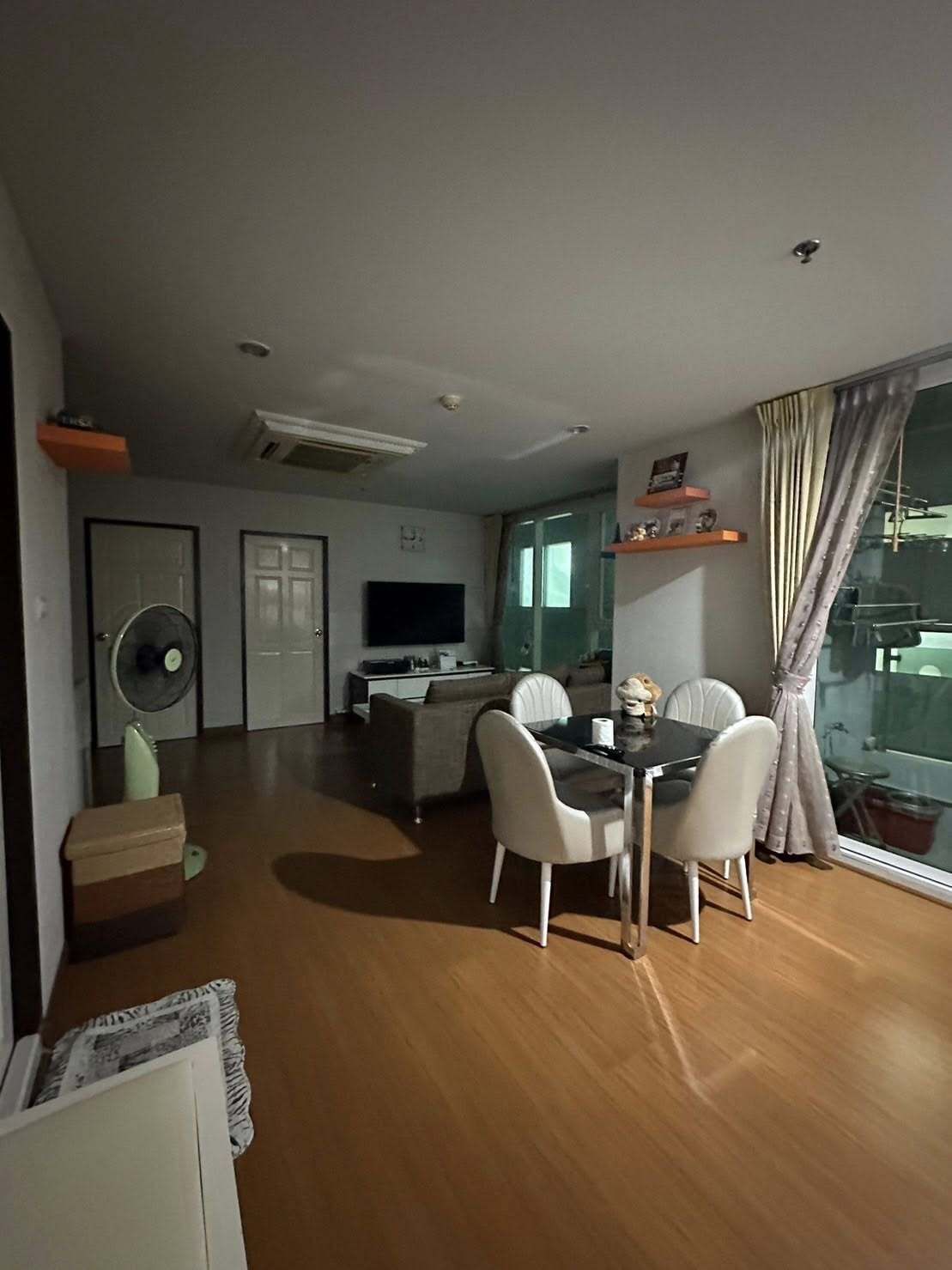 For SaleCondoSukhumvit, Asoke, Thonglor : 2 Bedroom Condo for sale at Sukhumvit Living Town  U5379558