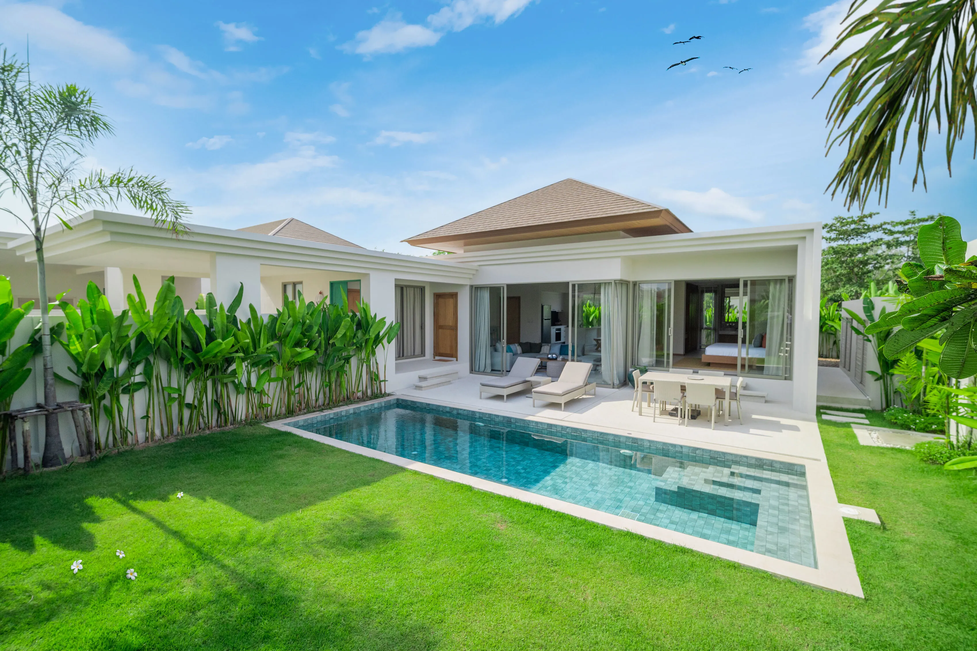 ขายบ้านภูเก็ต : ขาย วิลล่า 3 ห้องนอน ในโครงการ ตรีชฎา เอสเซนส์ U1725132