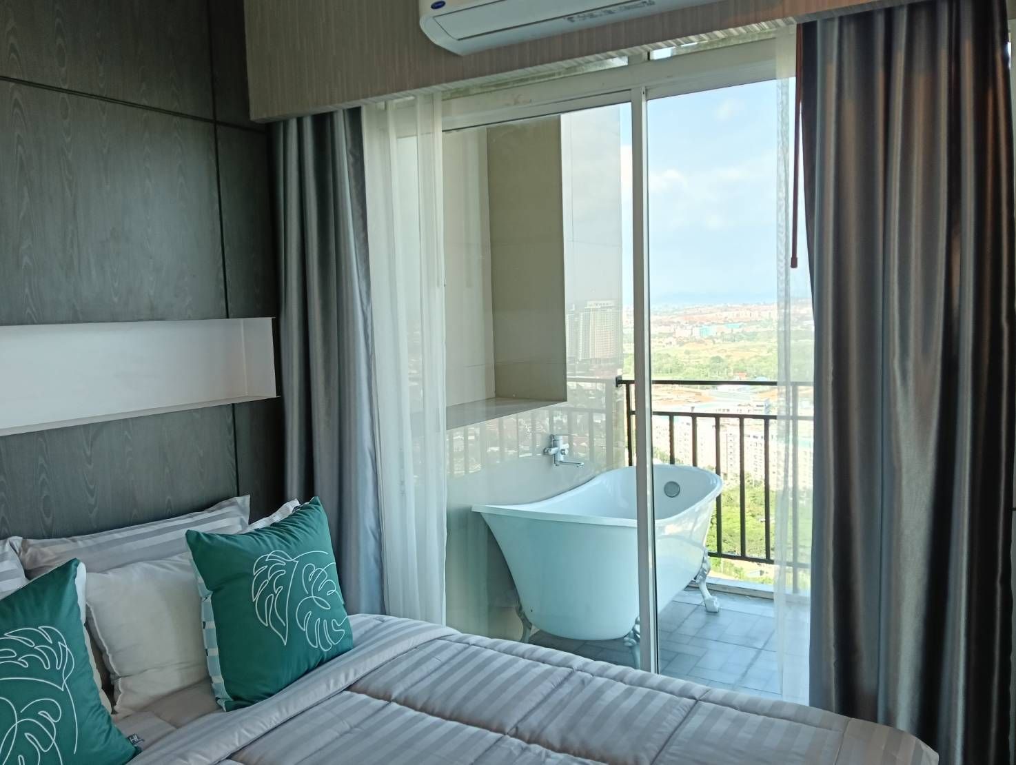 For SaleCondoPattaya, Bangsaen, Chonburi : 1 Bedroom Condo for sale at The Twin Tower jomtien  U5577569