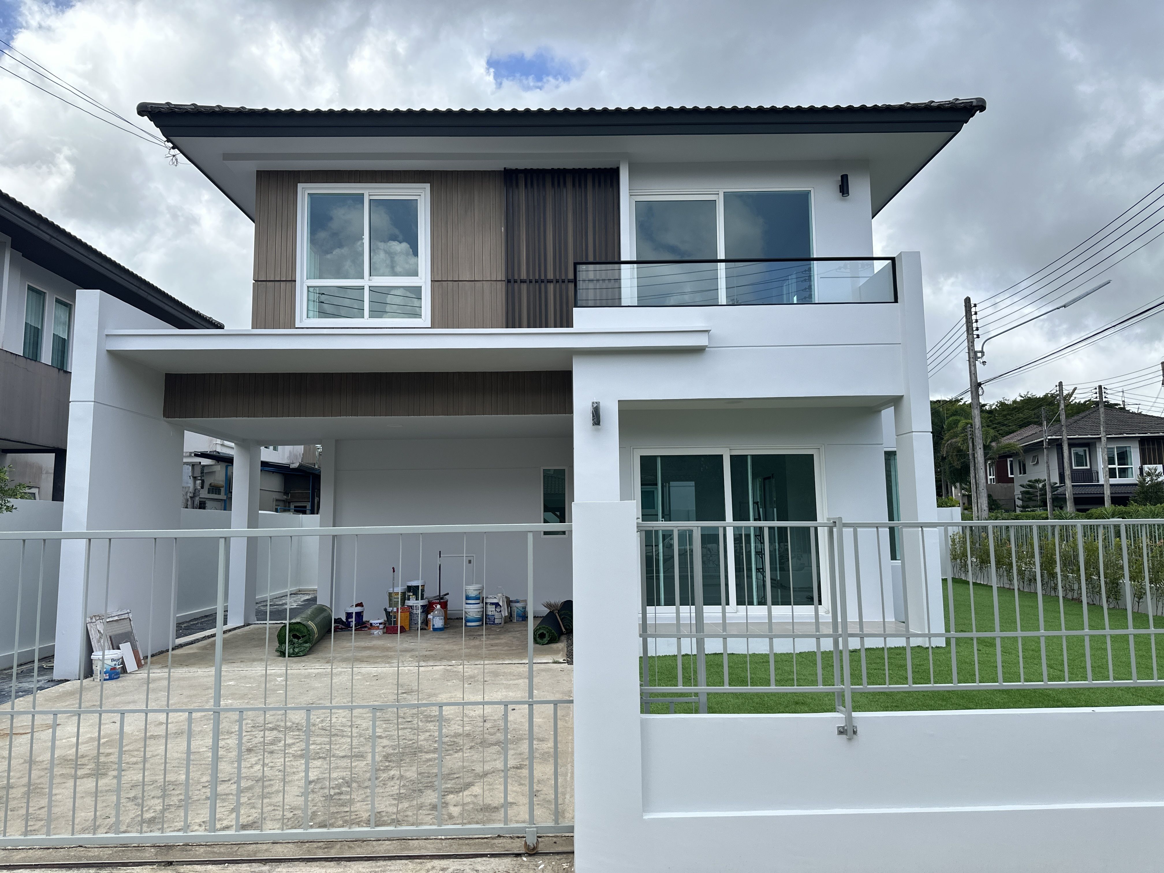 ขายบ้านภูเก็ต : Newly Renovated 3 Bedroom House for sale U1936847