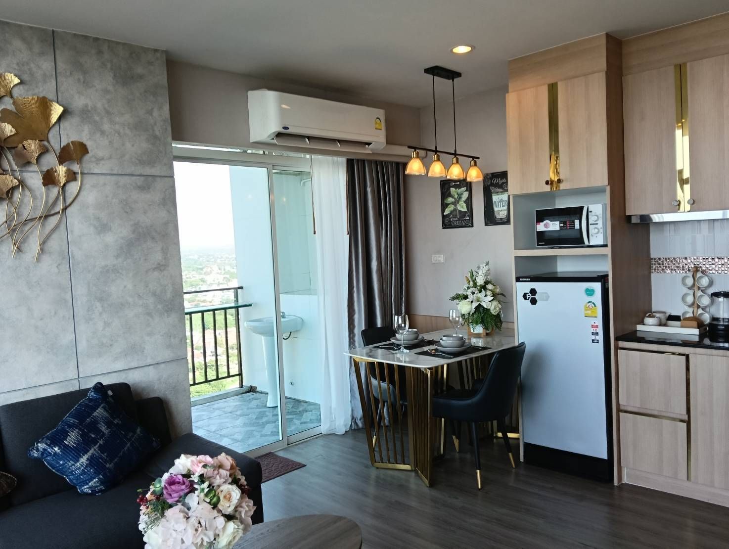 For SaleCondoPattaya, Bangsaen, Chonburi : 1 Bedroom Condo for sale at The Twin Tower jomtien  U5577576