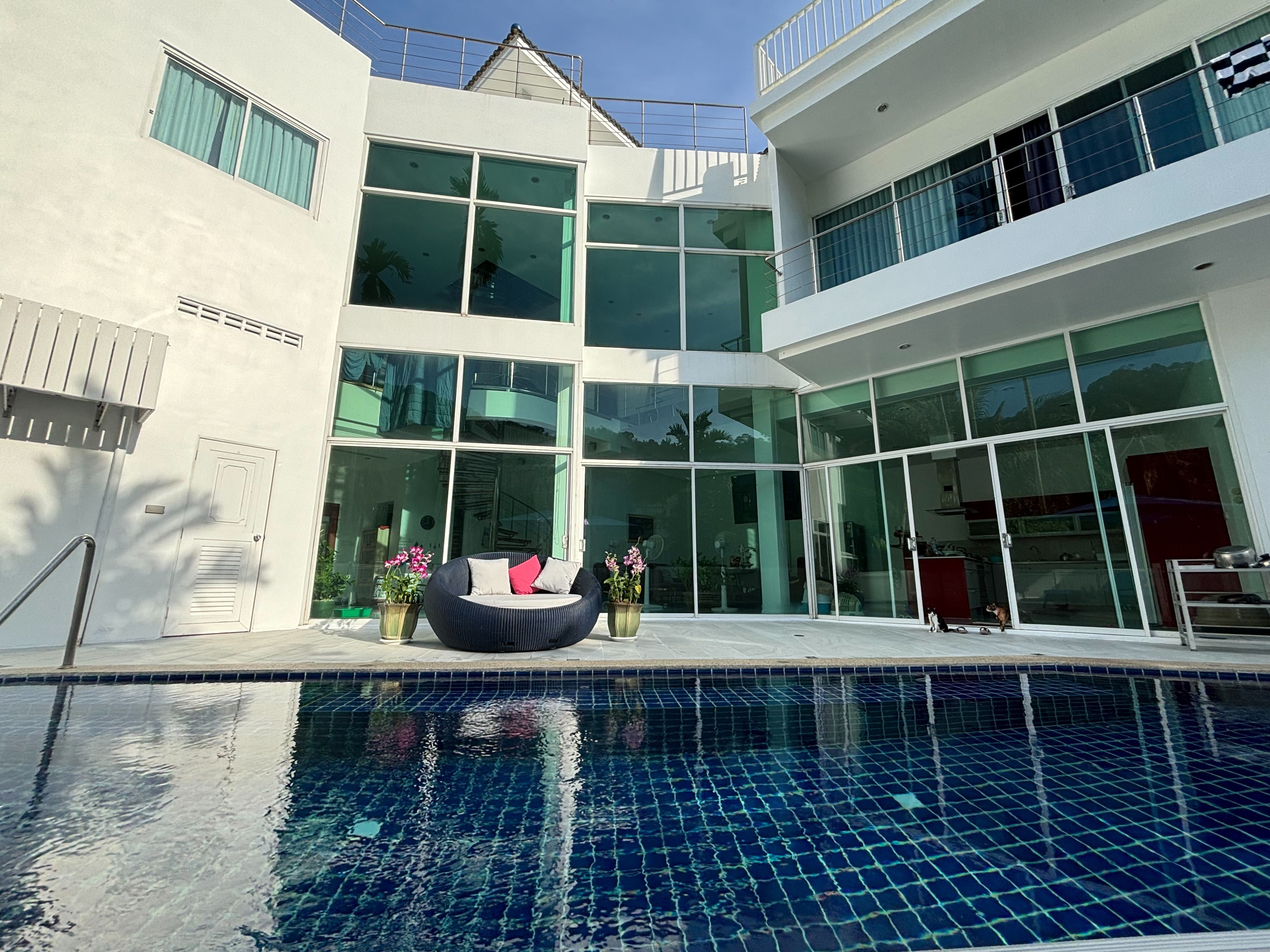 ขายบ้านภูเก็ต : ขาย วิลล่า 5 ห้องนอน ใน กะรน, ภูเก็ต U5570383