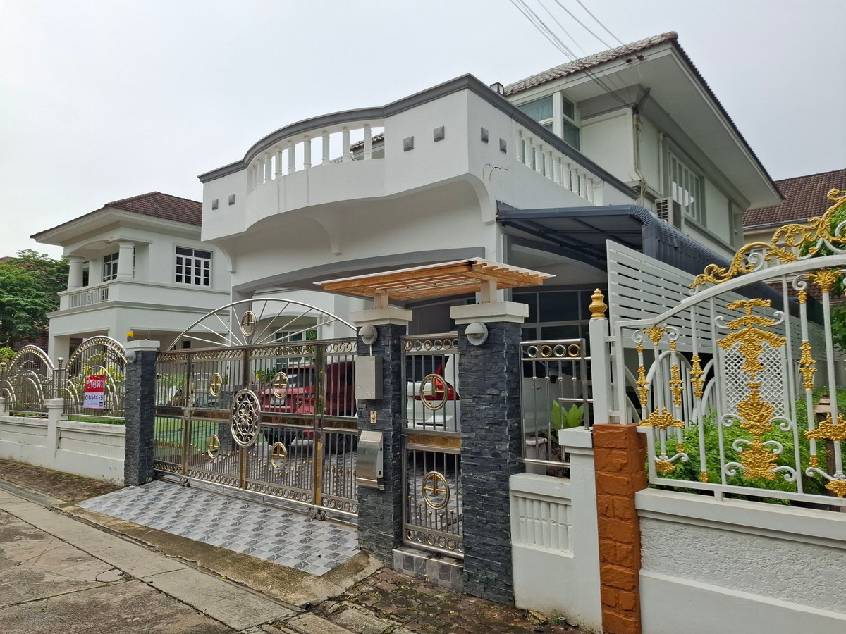 ขายด่วน! พร้อมอยู่ฟรีโอน!! บ้านมัณฑนา พระยาสุเรนทร์ 26,กรุงเทพ (Manthana Praya Suren 26)หลังแฟชั่น ไอส์แลนด์,สนามกอล์ฟปัญญาอินทรา,รถไฟฟ้า MRT สายสีชมพู ตั้งอยู่ซอย พระยาสุเรนทร์ 26 แขวงบางชัน เขตคลองสามวา (ราคาสุดคุ้ม! 7,890,000 บาท) Loading...