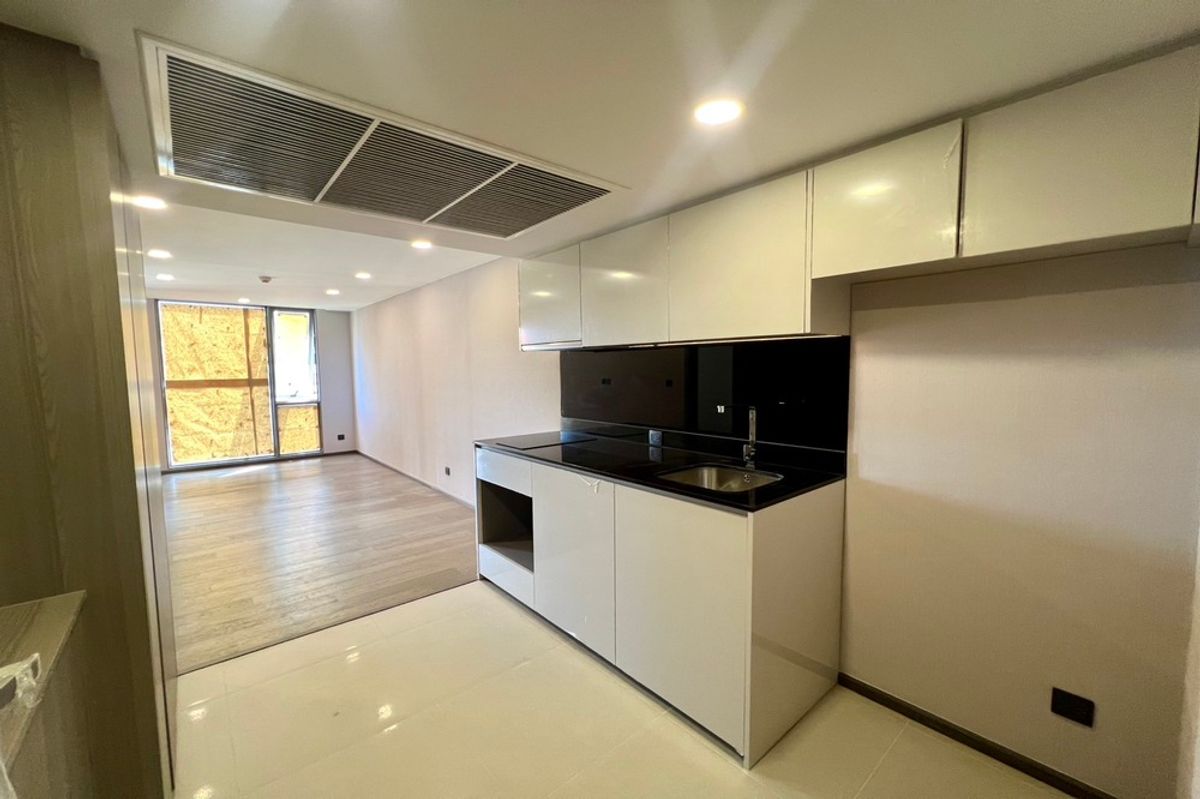 ขายคอนโดสยาม จุฬา สามย่าน : 🔥 สำหรับขายห้องเปล่า !! ทำเลทอง !! 🔥 Code C20250600016..........Klass Siam, 1 ห้องนอน, 1 ห้องน้ำ, ทิศเหนือ, ตกแต่งบางส่วน, ราคาพิเศษ!!📣📣